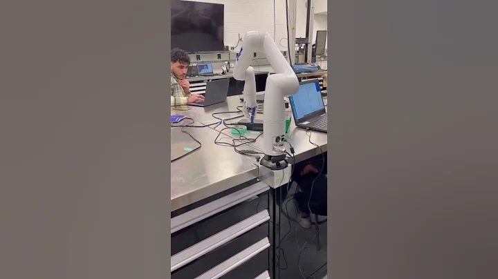 RoboDK: a simple pick and place program for a real robotic arm
