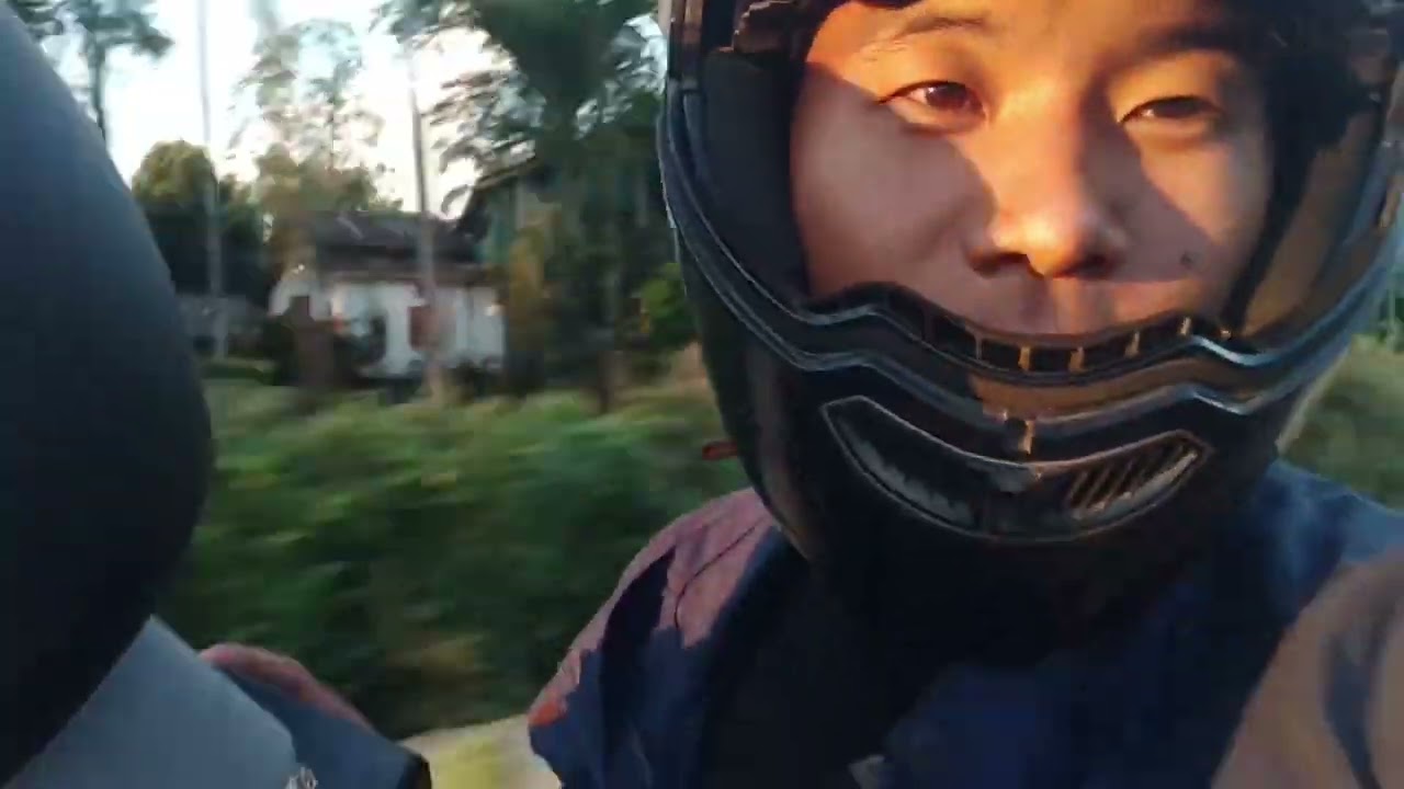 "2 Wheelers always give better vibes than 4wheelers"