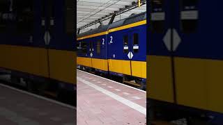 NMBS/SNCB Class 28 (HLE 28)  2835 Departing Rotterdam Central Station on 30/06/16 #shorts