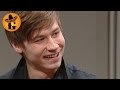 David Kross über seine Liebesszene mit Kate Winslet | Willkommen Österreich