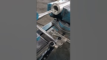 cnc lathe machine job work Chabi ban raha hai#cnc #machine #youtube #trending #shorts #short #lathe