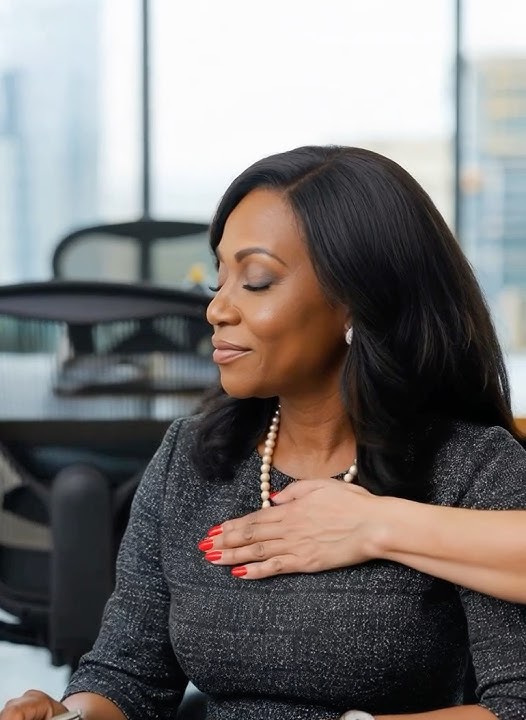 Relaxing Black Mature Women Massage ASMR😍