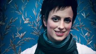 Cathy Burton.- Reach Out To Me.