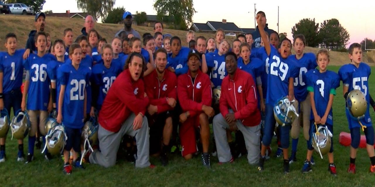 Cougars Support Local Youth Football