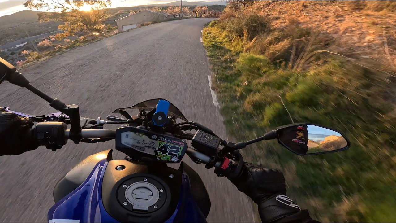 Yamaha MT-07 Akrapovic Full System | Sunset Ride & Pure Sound