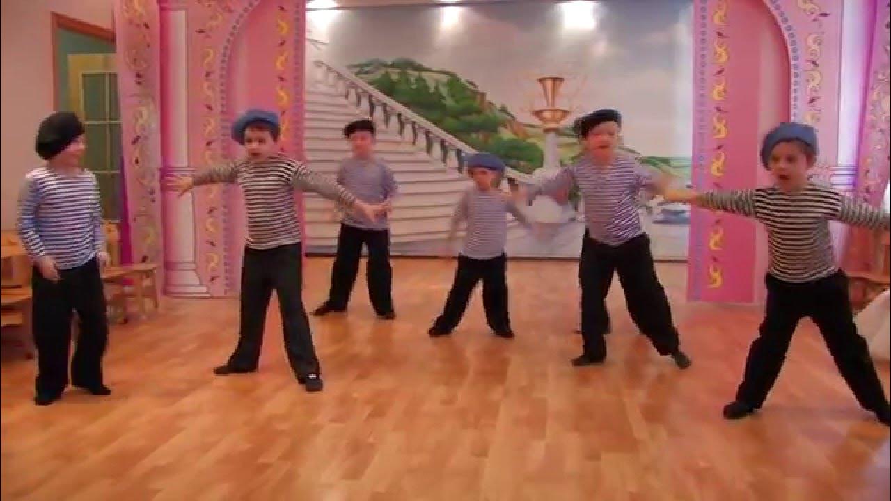 Танец мальчиков подготовительная группа. Танец десантников в детском саду. Танец граница в детском саду. Танец мальчиков на 23 февраля в детском саду старшая группа. Танец ВДВ В детском саду.