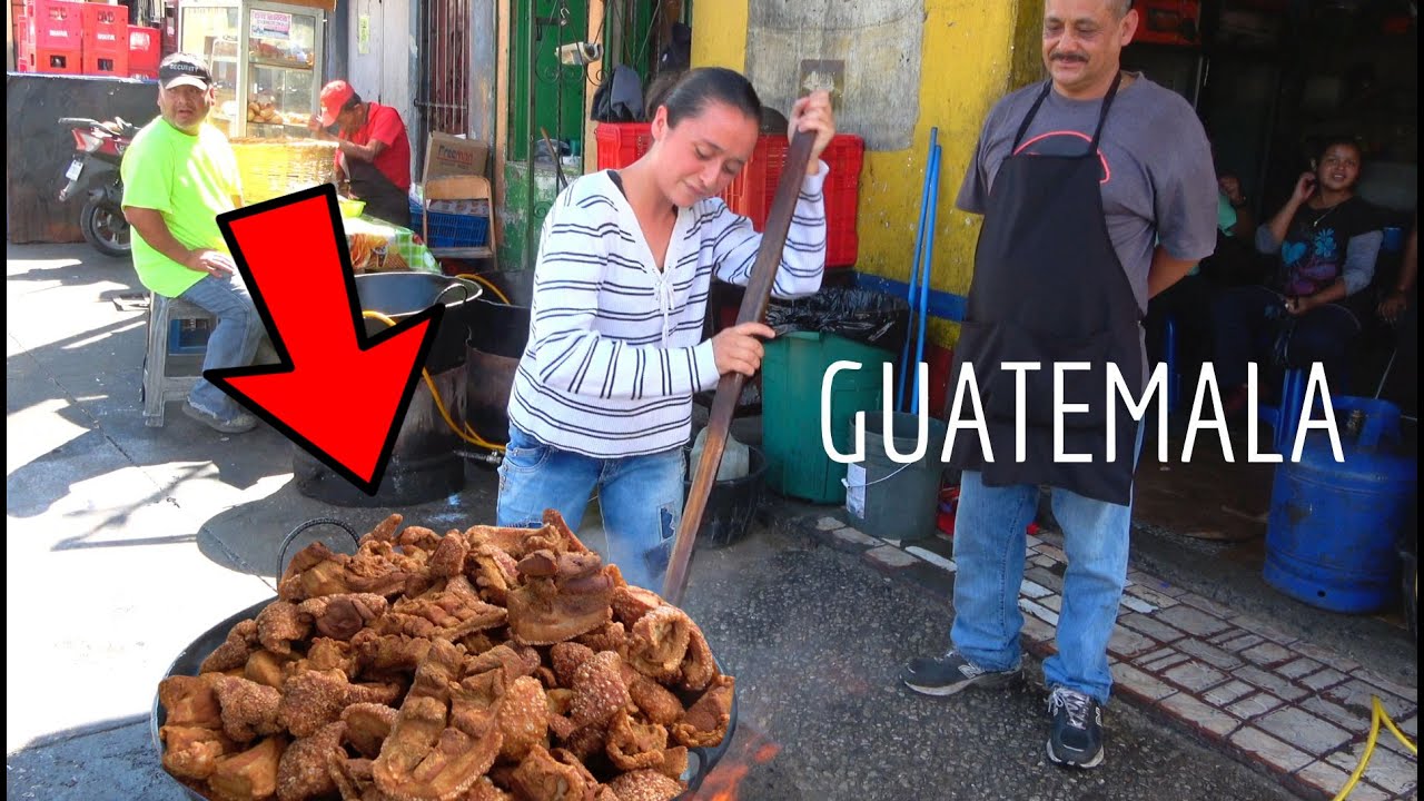 Mira cómo se hacen los Chicharrones en Guatemala