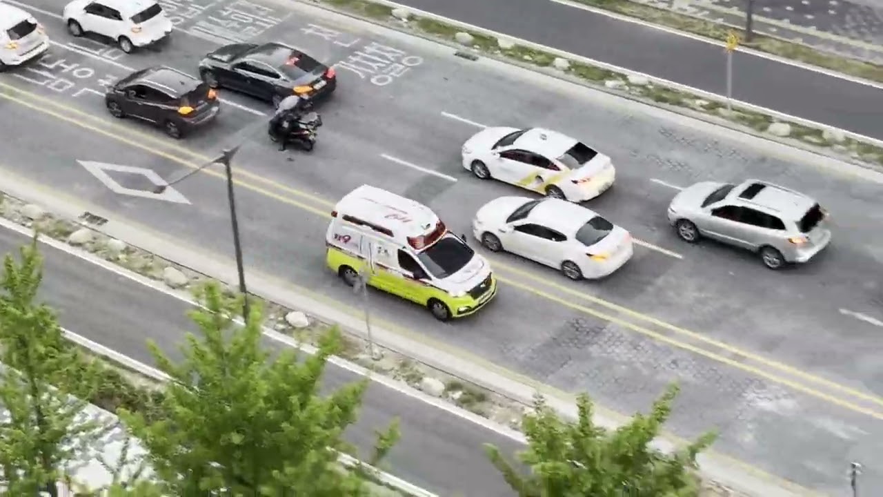 រថយន្តគិលានសង្គ្រោះ -Emergency Services 9