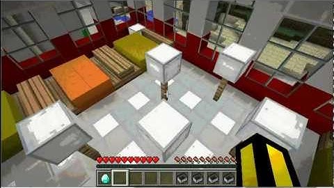 Minecrafts Edge Parkour: Part 1 w/Amo