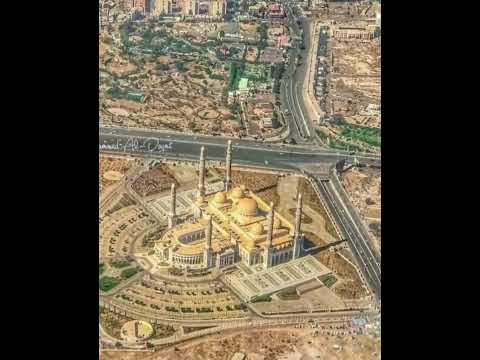 مسجد الصالح قديما وهو يعتبر أكبر مسجد في الجمهورية اليمنية