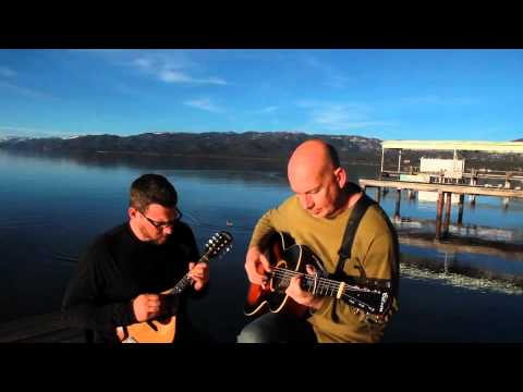 Ike Marr and Martin Shears playing Hallelujah in L...