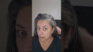 Testando a camuflagem para brancos Nouê cosméticos.