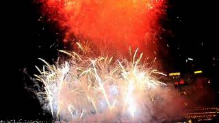 Singapore New Years Day Countdown 2012 (Low level Fireworks)