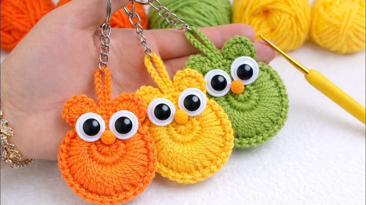 Я связала много таких и все продала. Замечательно, вам понравится эта! 