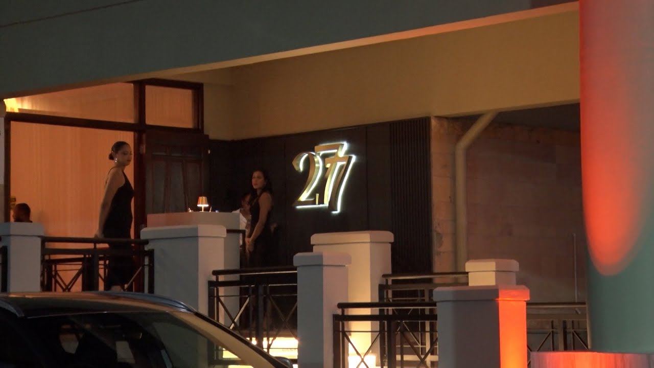 Cricket Legend Brian Lara Launches '277' Restaurant