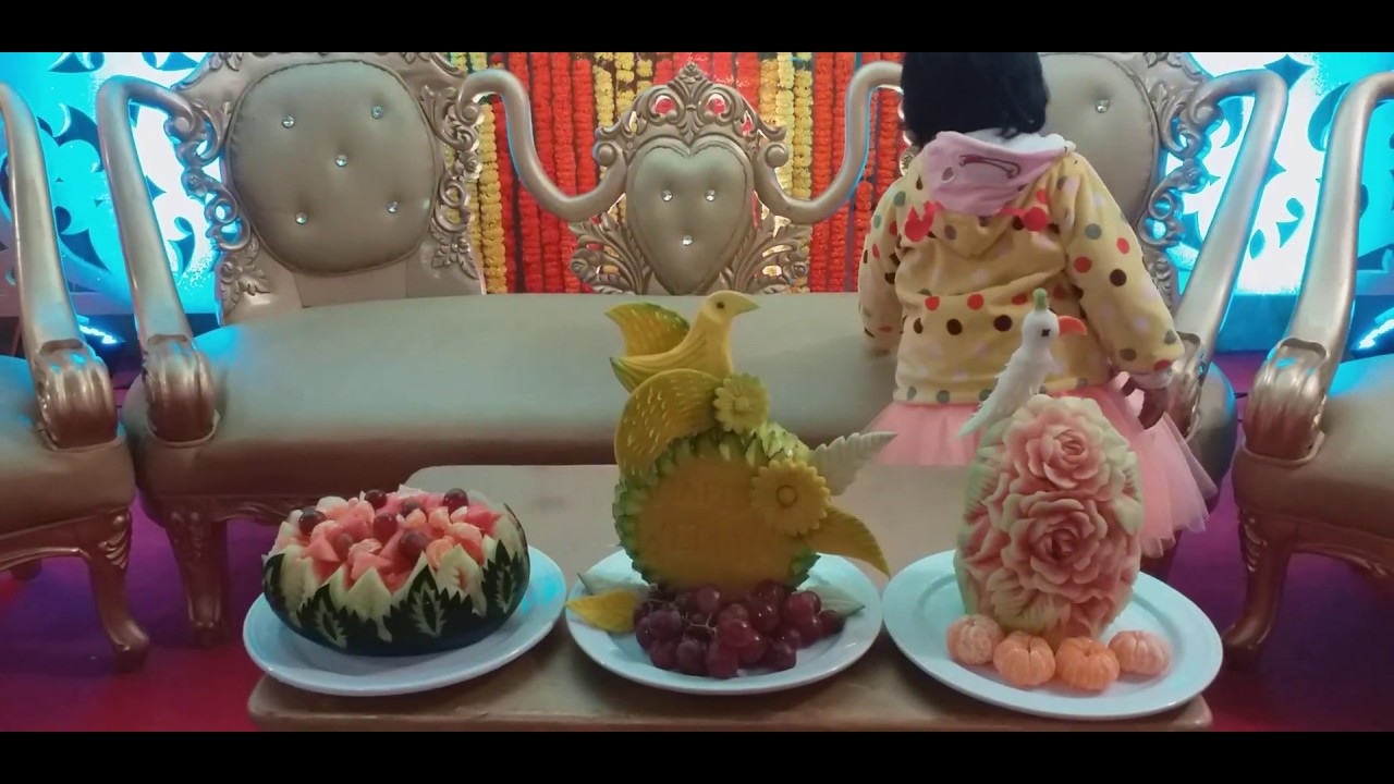 Gaye holuder samne khabar sajano | Fruit Plate Decoration Ideas| খাবার ...