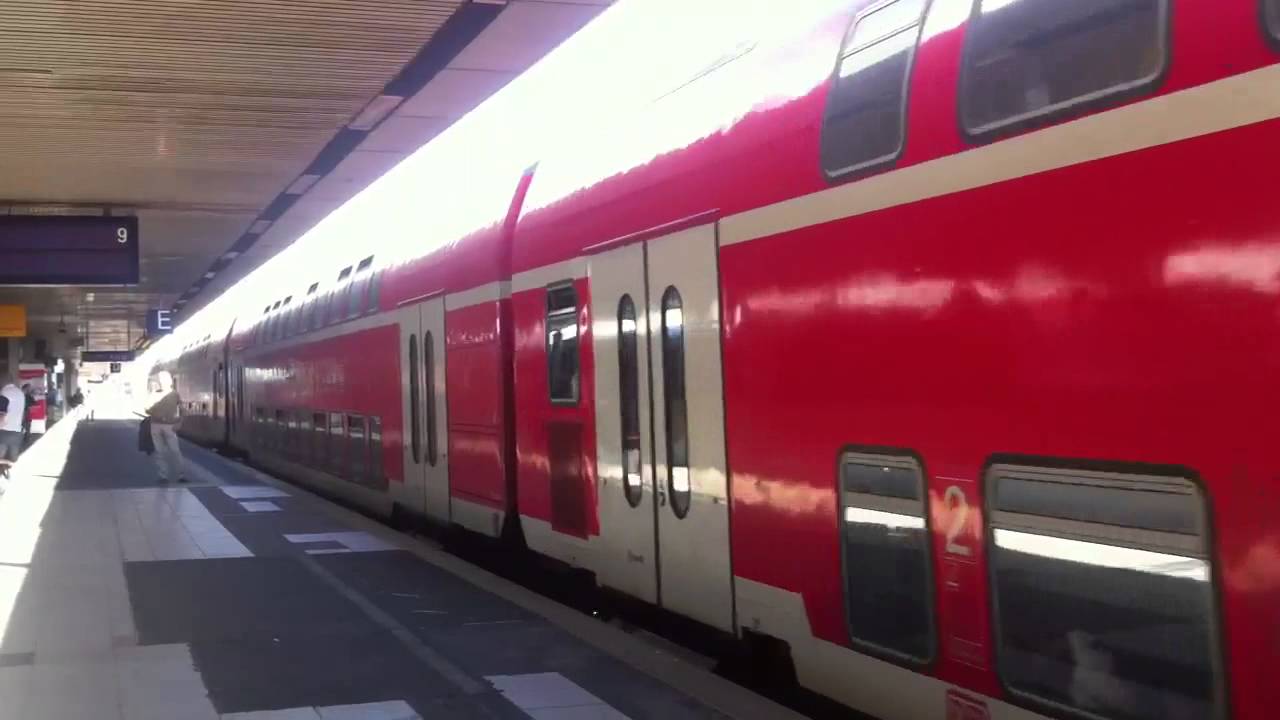 Baureihe 146 Zieht DOSTO aus Hannover Hbf