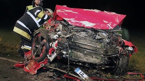 Zwei Tote bei Frontal-Crash im Rosenheimer Stadtgebiet