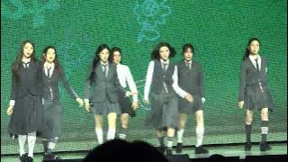 251020 Hearts2Hearts(하츠투하츠) FOCUS - The 1st Mini Album | SHOWCASE 쇼케이스 직캠