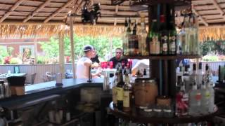 Get BRUNCHED at the Reef