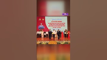 Khen thưởng các tập thể, cá nhân điển hình học tập và làm theo Bác