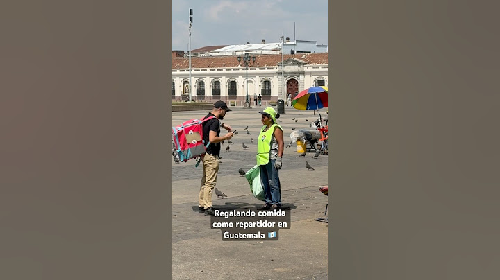 Giving away lunch in Guatemala 🇬🇹 pretending to be a delivery driver #guatemala #food