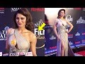 Urvashi Rautela H0T 0pens Dressd At Filmfare Glamour And Style Awards 2019