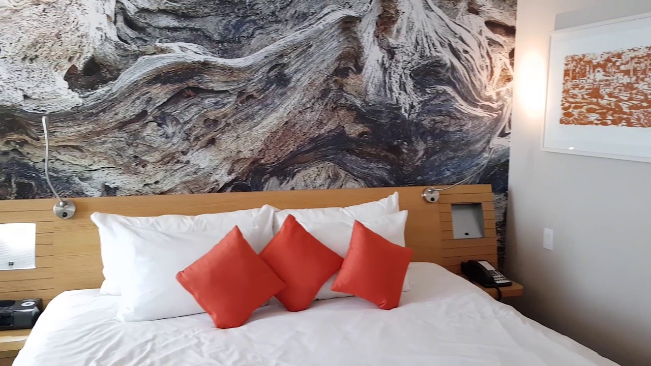 Novotel Toronto North York