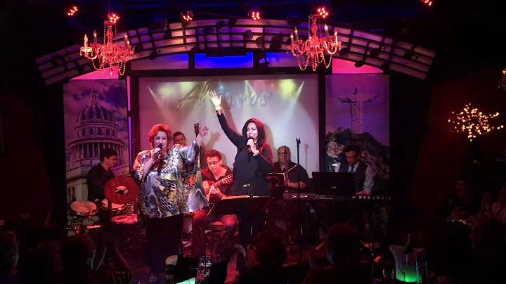 Sonia Corp y Rose Max en Alfaro's " Guantanamera "...