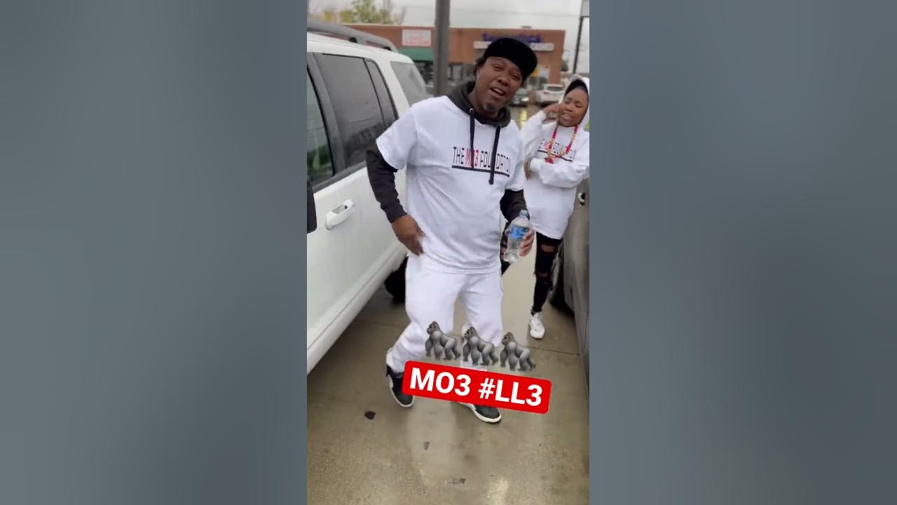 MO3 Father in TEARS celebrating on the day of his son's death on 11/11