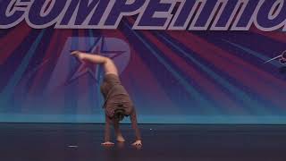 Andrea Oakes Contemporary - Weightless