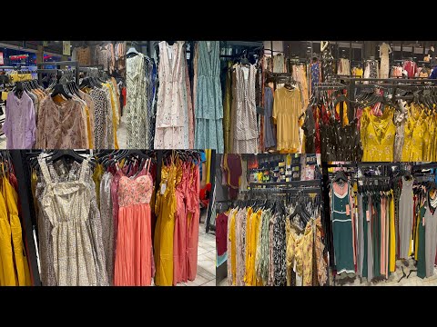 فساتين العيد نسائي كل شي بسعر 25ريال في تونتي تو جدة حي الثغر تعال ختاري معايا لبس العيد