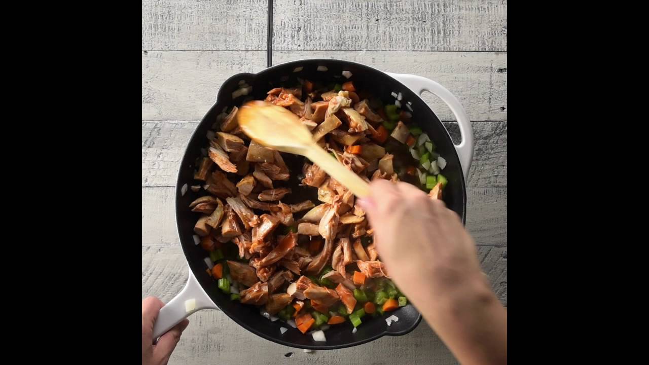 Buffalo Chicken Pot Pie with Cheddar Biscuits - YouTube