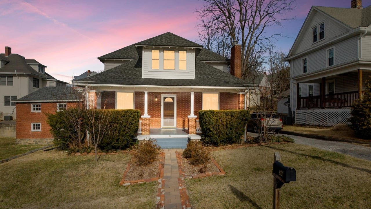 36 Eighth St NW, Pulaski, VA