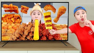 Download Lagu Mukbang Fire Spicy Noodle Tteokbokki TV 속 대왕 음식 치킨 먹방 모음! Convenience Store food | HIU 하이유 MP3 Download Lagu Mukbang Fire Spicy Noodle Tteokbokki TV 속 대왕 음식 치킨 먹방 모음! Convenience Store food | HIU 하이유 MP3