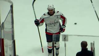 T.J. Oshie during pre-game warm-up at the Capitals @ Senators hockey game screenshot 5