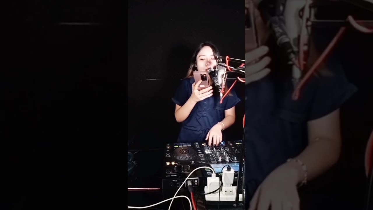 dj rere monique (maaf bukan ku tak setia)