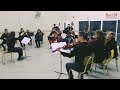 Los ángeles cantan.