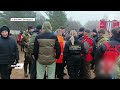"Апазіцыя кінула міліцыю", чаму знікаюць беларусы і каго бяруць у сілавікі? / ДВУБОЙ