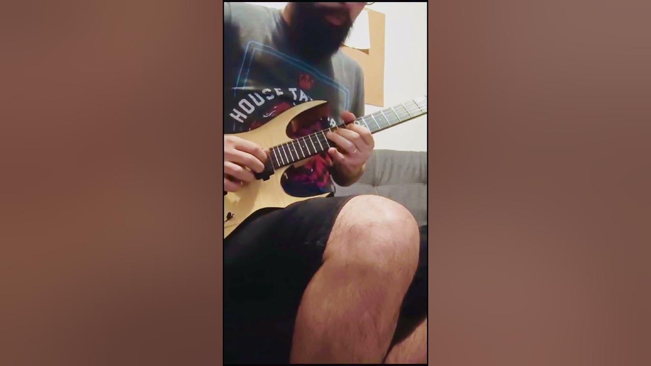 Solo de guitarra de Es más rico lo prohibido 😈🎸