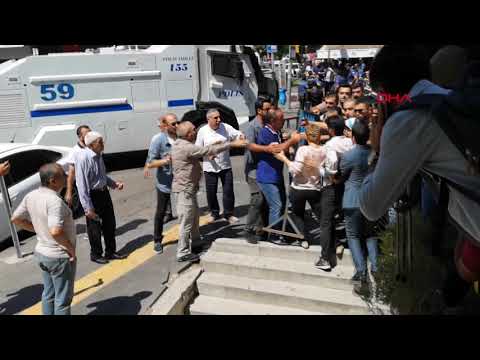 Diyarbakır'da HDP'lilerin protesto girişimine polis engeli