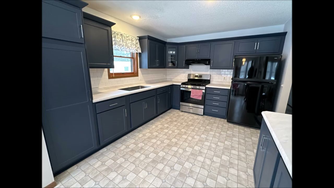 Kitchen Solvers Kitchen Remodels Done in Blue Cabinets Vol 1