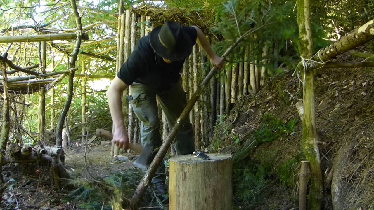 Waldläufer Stock schnitzen & Neuer Sitz Bushcraft Camp Deutschland