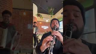 Download Lagu Les Yeux Noir ( Dark Eyes ) #clarinete #clarinet #clarinetcover #jazzinstrumental #jazzmusic MP3