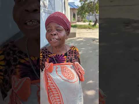 BIBI CHAKA ANATAKA VIJANA WADOGO WADOGO CHEKA NA BIBI CHAKA Dunia Clamvevo Comedy Funny 