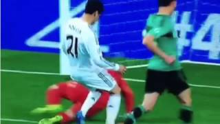 Alvaro Morata terrible miss vs Schalke 04