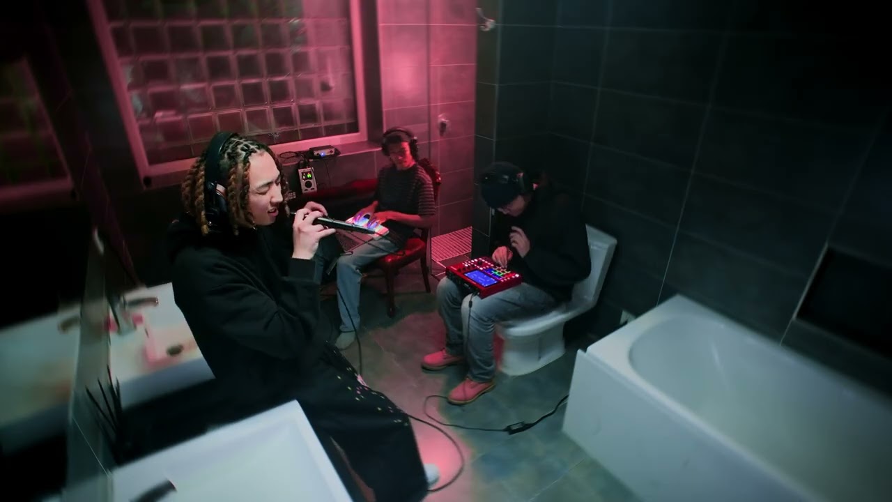 SHUWU Full Performance [ 𝗟𝗶𝘃𝗲 𝗳𝗿𝗼𝗺 𝗡𝗼𝗶𝗹𝗶𝗶𝗻 𝗢𝗿𝗼𝗼 ]