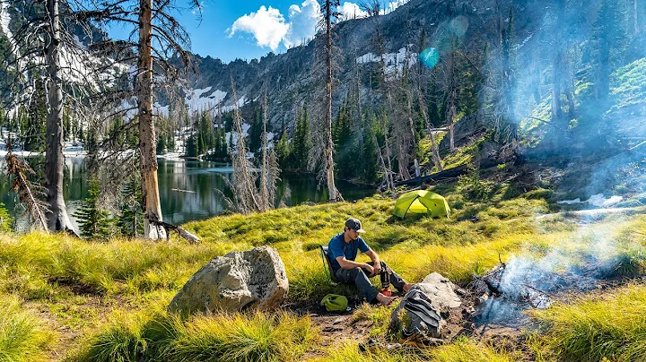 Hard Butt at Hard Butte | Alone in the Wilderness