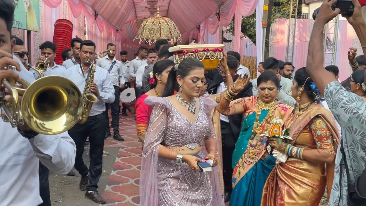 कोळीगीत लग्नगीत | डोंबिवली To  खंबालपाडा | लग्न वरात |Shree Ganesh Brass Band Karave Gaon