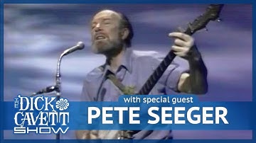 Folk Singer Pete Seeger Performs Live! | The Dick Cavett Show